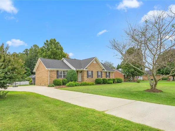 2170 Farrell Rd, Mebane, NC 27302