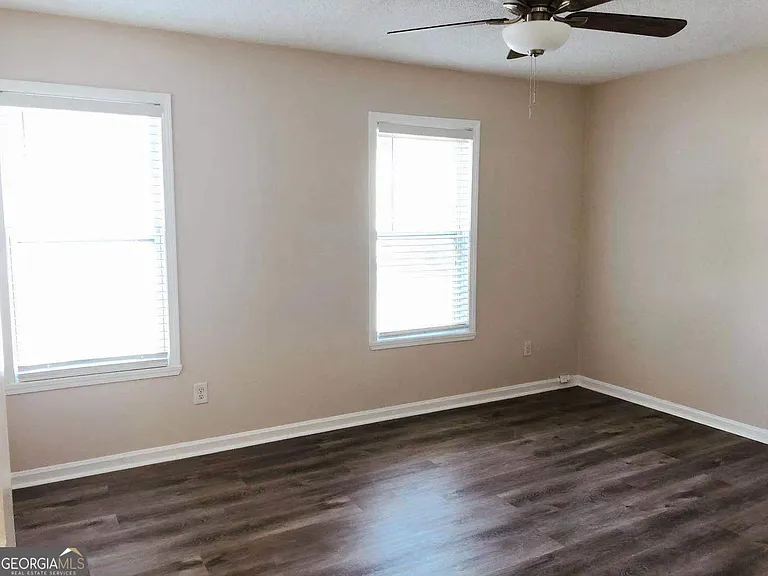 1819 Cumberland Valley Pl SE — Photo 11