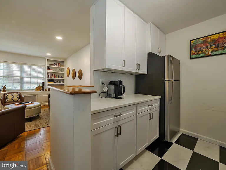 1608 W Abingdon Dr #102 — Photo 20