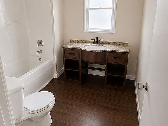 2nd image of 407 N Midler Ave