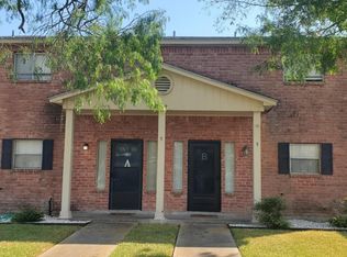 5149 Middlecoff Rd #B, Corpus Christi, TX 78413