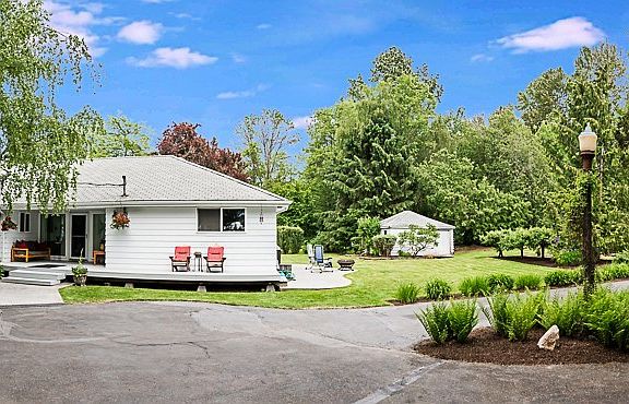 4th image of 1204 95th St E
