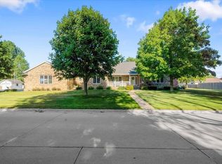 954 3rd St, Jesup, IA 50648