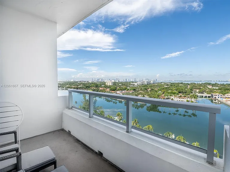 5005 Collins Ave #1506 — Photo 15