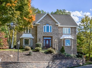 10493 Allante Ct, Gibsonia, PA