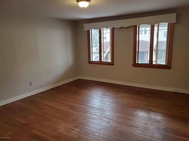 1310 Pittston Ave #3 — Photo 5