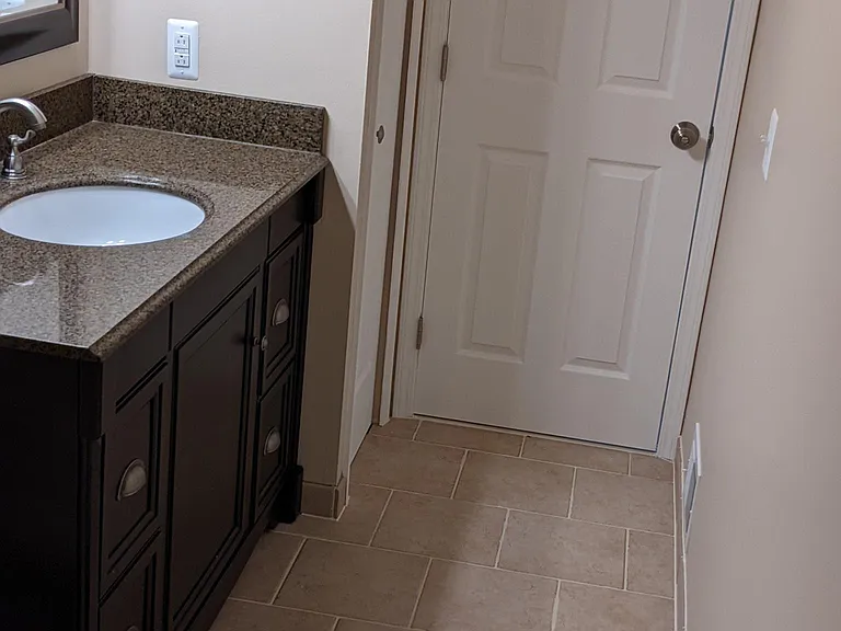 6032 Pickbourne St — Photo 7