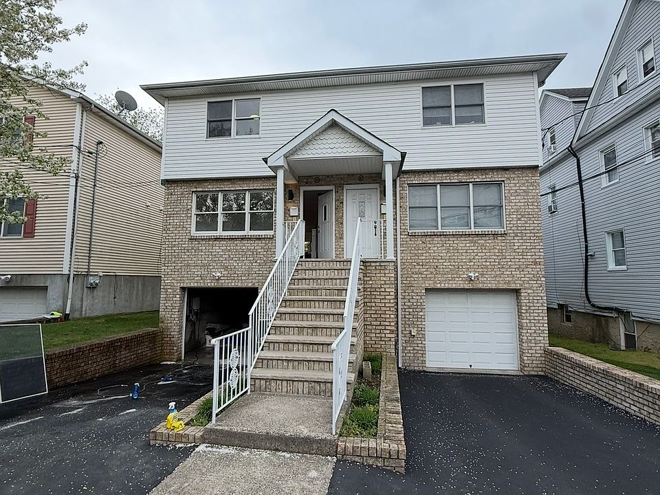 1st image of 140 Rockwell St #140