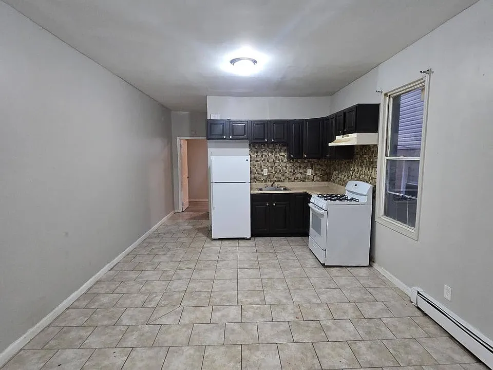 106 Old Bergen Rd #1