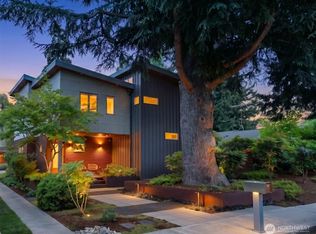 1102 5th St, Kirkland, WA 98033