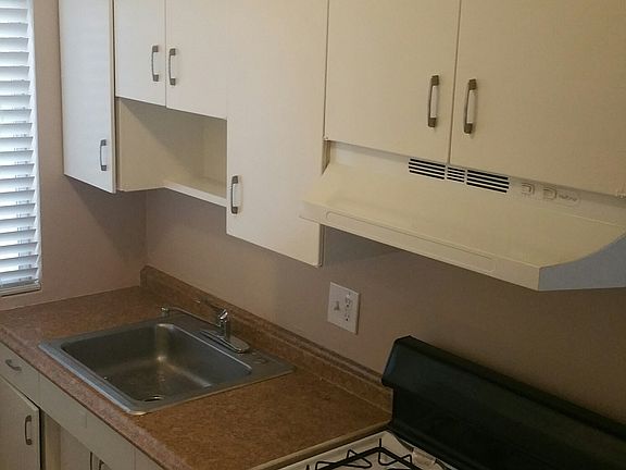 4th image of 2865 A St APT 15