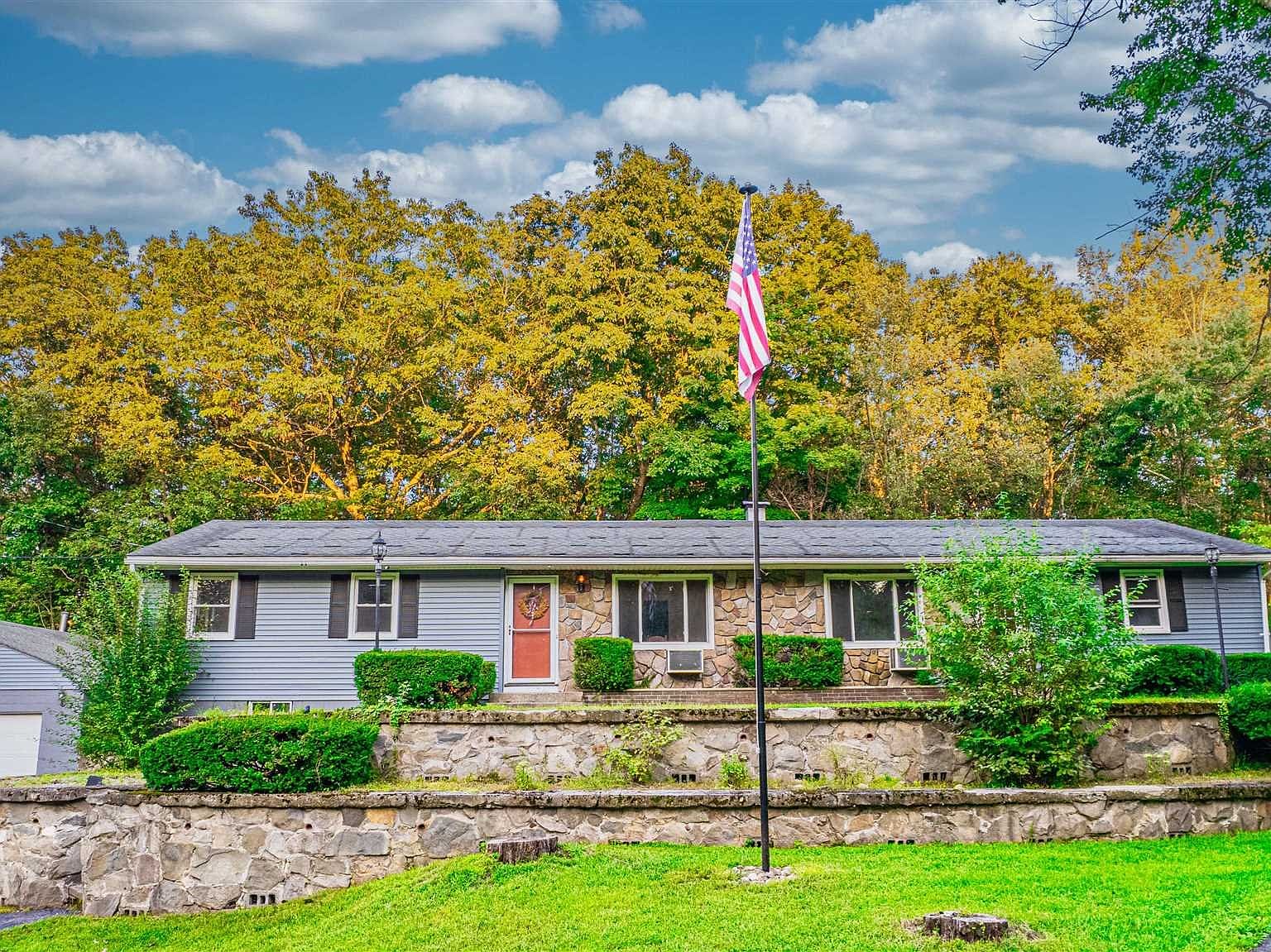 1340 Salt Point Tpke, Pleasant Valley, NY 12569 Zillow