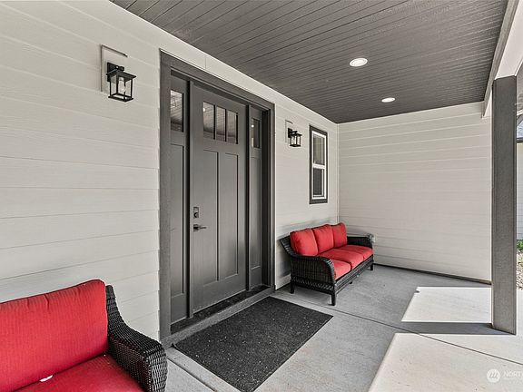 4th image of 716 Thimbleberry Drive