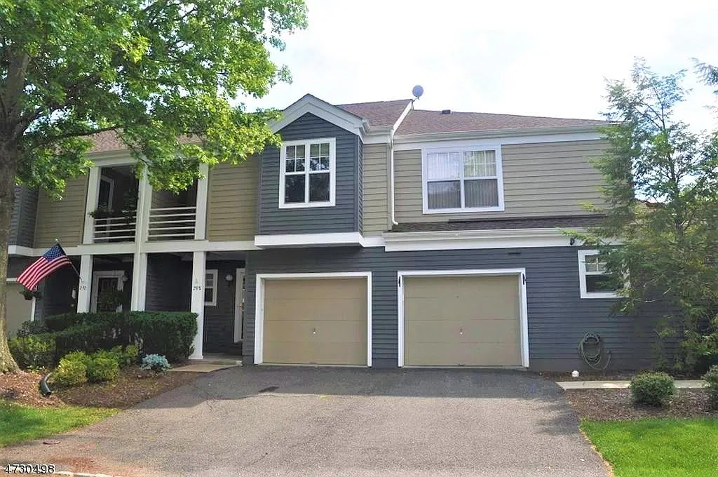 3 bed, 2.5 bath, 1588 sqft, $3,350 — Photo 1