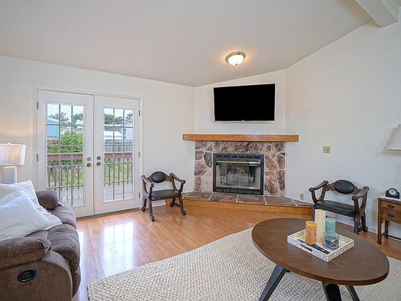5th image of 8 Sand Dollar Ct #8