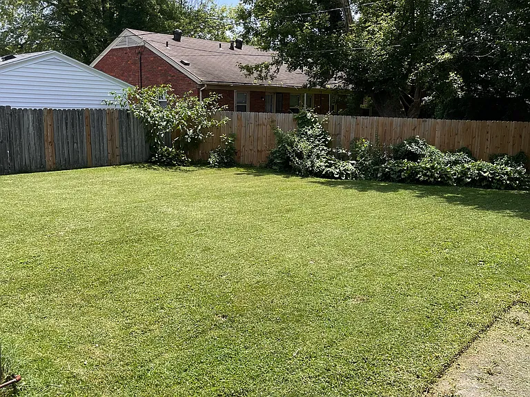 920 Wesleyan Park Dr — Photo 2