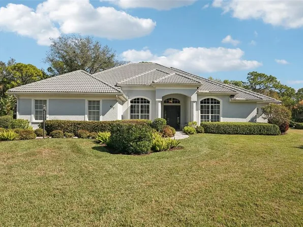 417 Huntridge Dr, Venice, FL 34292