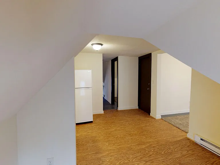 793 Park Ave — Photo 4