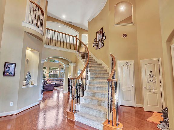 2nd image of 2606 Broken Creek Ct