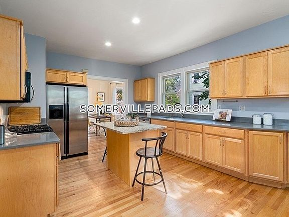 2nd image of 19 Stone Ave Unit 19B