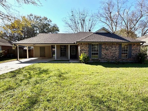 18277 Autumn View Dr