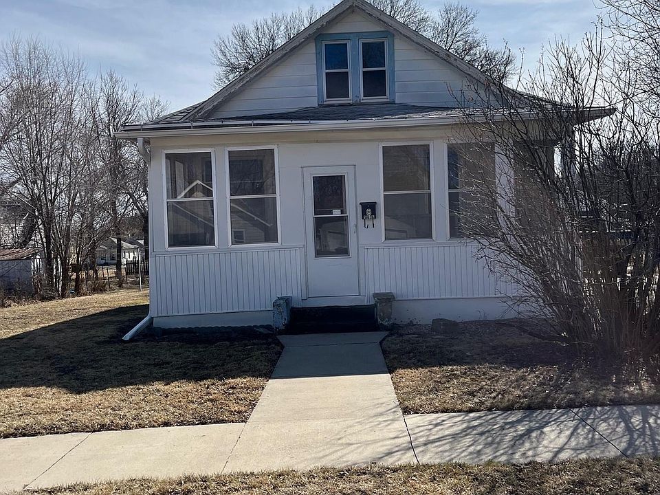 1st image of 1616 W Willis Ave