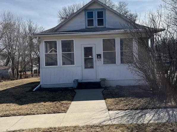 1616 W Willis Ave, Sioux City, IA 51103