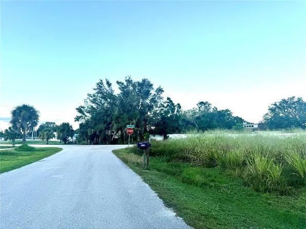 5384 N Wilson Dr #27, Punta Gorda, FL 33982