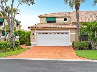 22668 Caravelle Cir, Boca Raton, FL 33433