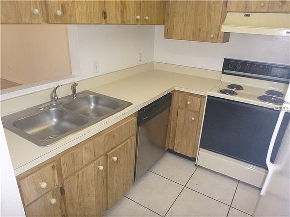 5th image of 3116 Bloomingdale Villas Ct #3118