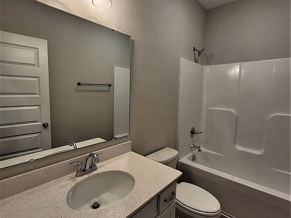 2nd image of 153 Lena Ln