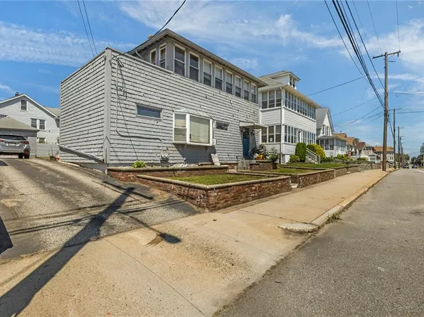 1205 Park Ave, Woonsocket, RI 02895