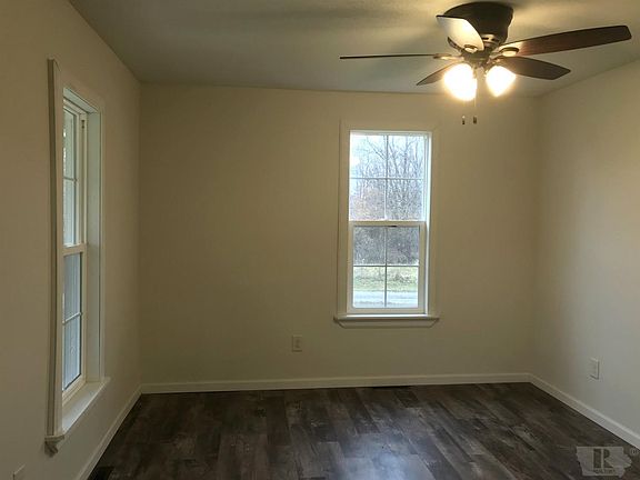 3rd image of 103 NE C St