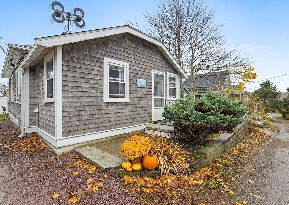 1st image of 14 Avenue C