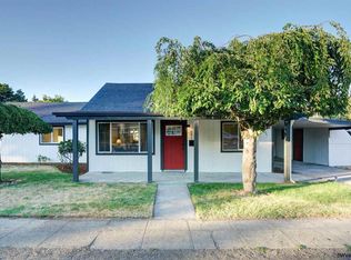 691 Harrison St, Woodburn, OR 97071