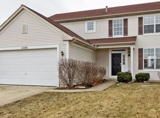 12226 S White Oak Dr, Plainfield, IL 60585