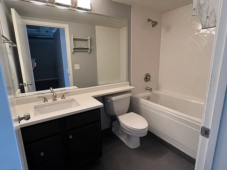 500 S Clinton St #503 — Photo 11