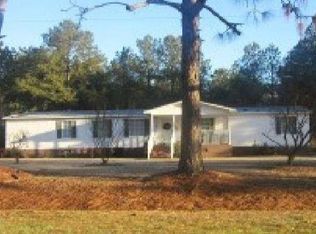 1386 Hayes Chapel Rd, Rose Hill, NC 28458