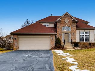 729 Brighton Cir, Port Barrington, IL 60010