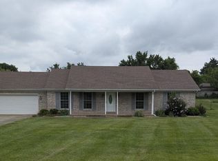 1004 Creek Pointe Dr, Coxs Creek, KY 40013