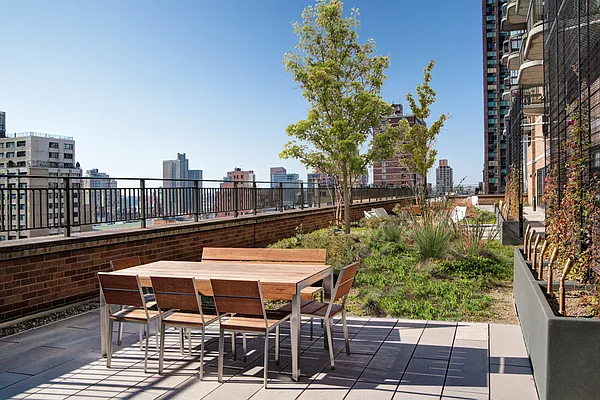 Rented by Jack Resnick & Sons | media 10