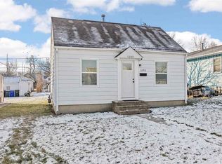 1205 18th Ave SW, Cedar Rapids, IA 52404