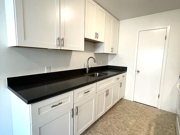2nd image of 36 Oakwood St APT 3