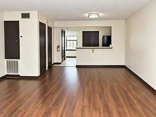 2 bed, 2.0 bath, 1300 sqft, $1,475 — Photo 3