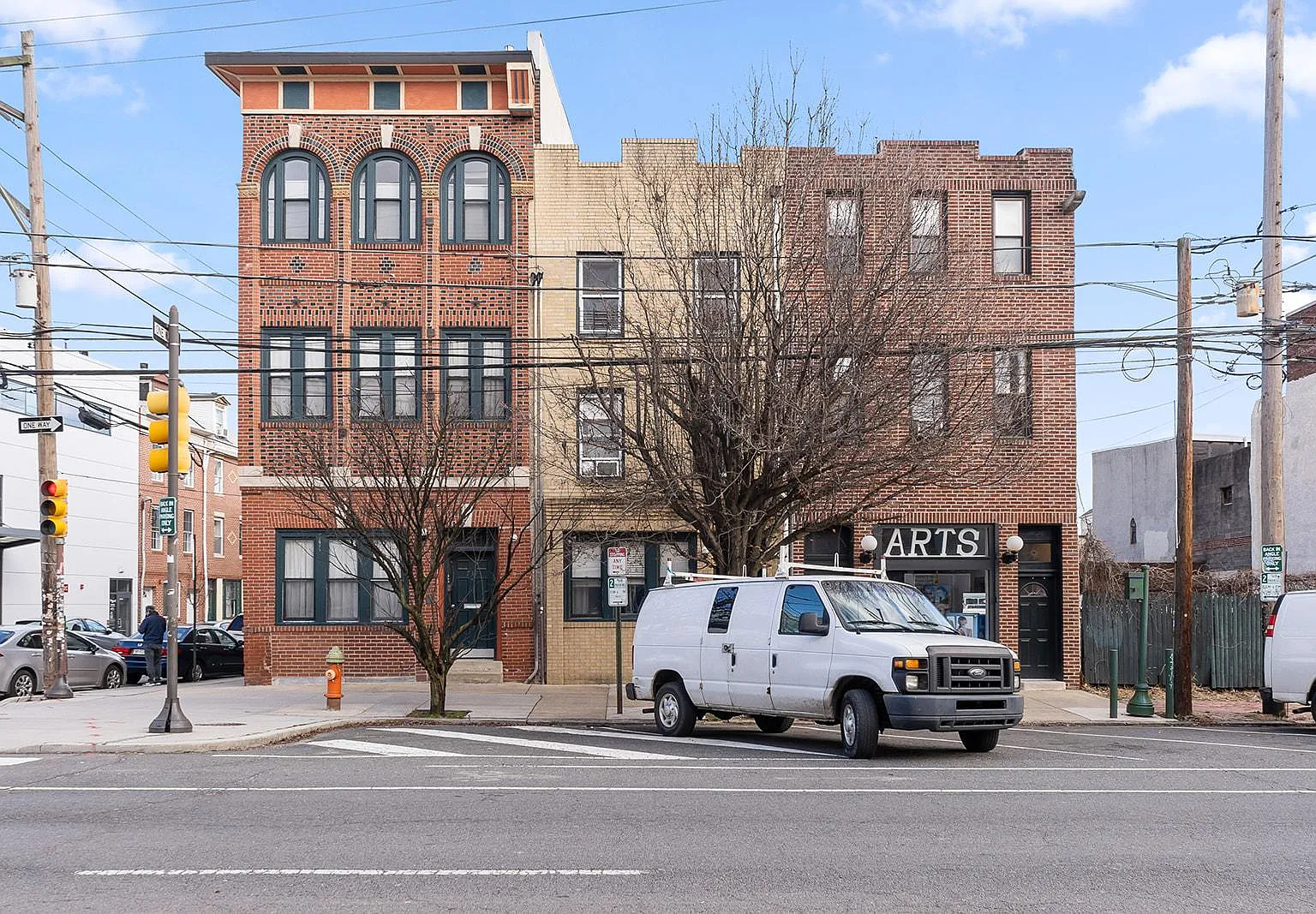735-37 N 2nd St — Photo 4