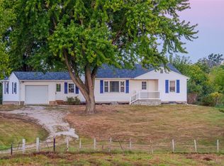 22 Gnade Rd, Elsberry, MO 63343