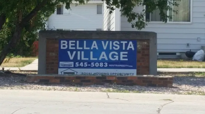 Bella Vista Village — Photo 4