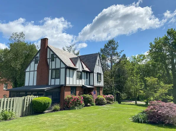 400 4th St, Beaver Falls, PA 15010