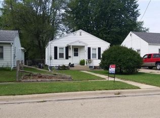 1303 17th Pl, Sterling, IL 61081