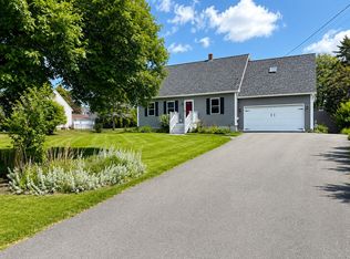 5 Horseshoe Lane, Hampden, ME 04444
